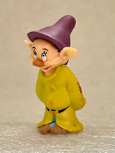 Cargar imagen en el visor de la galería, Snow White and the Seven Dwarfs - Dopey - Disney Choco Party Part 1 - Trading Figure (009)
