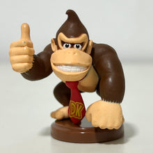 Cargar imagen en el visor de la galería, Super Mario Brothers - Donkey Kong - Trading Figure - Choco Egg (5)
