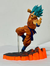 Load image into Gallery viewer, Dragon Ball Super - Son Goku SSGSS - Figure Colosseum - SCultures - ZTB 5
