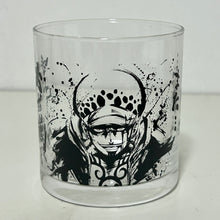 Cargar imagen en el visor de la galería, One Piece - Trafalgar Law - Glass

