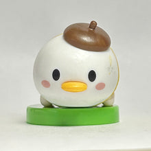 Cargar imagen en el visor de la galería, Disney Tsum Tsum - Donald Duck - Trading Figure - Choco Egg (6)
