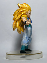Load image into Gallery viewer, Dragon Ball Z - Gotenks SSJ3 - Trading Figure
