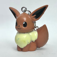 Cargar imagen en el visor de la galería, Pocket Monsters - Eievui / Eevee - Figure Keychain - Pokémon Holder
