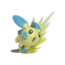 Load image into Gallery viewer, Pokémon - Minun - Mini Figure - Bottle Cap
