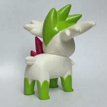 Load image into Gallery viewer, Pokémon DP - Shaymin - Soft Vinyl Figure - Sky Form
