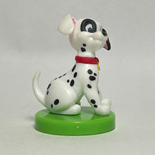 Cargar imagen en el visor de la galería, One Hundred and One Dalmatians - Patch - Trading Figure - Choco Egg (101)
