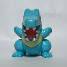 Load image into Gallery viewer, Pokémon DP - Totodile - Trading Figure - Monster Collection
