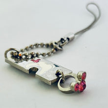 Load image into Gallery viewer, Disney Characters - Minnie Mouse - Pair Strap - Charm
