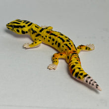Cargar imagen en el visor de la galería, Leopard Gecko - Trading Figure - Miniature - 008 P05
