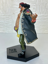Load image into Gallery viewer, One Piece - Marshall D. Teach - DX Figure

