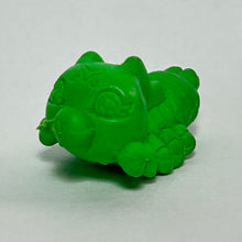 Cargar imagen en el visor de la galería, Digimon Adventure - Wormmon - Mini Figure - Eraser
