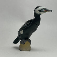 Cargar imagen en el visor de la galería, Cormorant - Trading Figure - Miniature (145)
