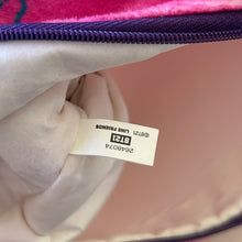 Cargar imagen en el visor de la galería, BT21 Big Pouch ~HAPPY KNITTY~
