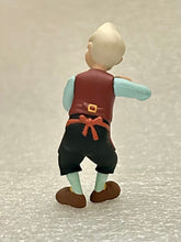 Cargar imagen en el visor de la galería, Pinocchio - Geppetto - Disney Choco Party Part 4 - Trading Figure (078)
