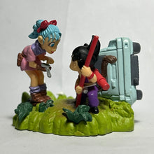 Cargar imagen en el visor de la galería, Dragon Ball - Bulma &amp; Son Goku - Trading Figure - I10
