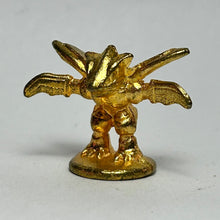 Cargar imagen en el visor de la galería, Pokémon - Strike / Scyther - Trading Metal Figure - Gold ver.
