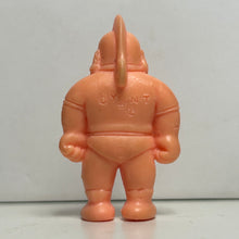Cargar imagen en el visor de la galería, Kinnikuman - Mayumi Kinniku (A - Mayumi t-shirt) - Eraser Figure (2)
