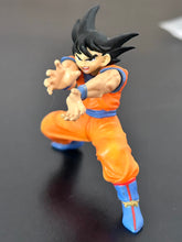 Cargar imagen en el visor de la galería, Dragon Ball - Son Goku - Trading Figure
