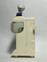 Cargar imagen en el visor de la galería, Dragon Ball Z - Future Trunks - Gashapon Toy
