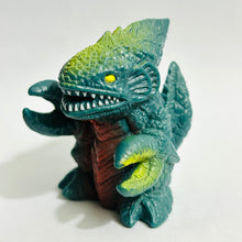 Cargar imagen en el visor de la galería, Ultraman Gaia - Bokrag - Finger Puppet - Kaiju - Monster - SD Figure
