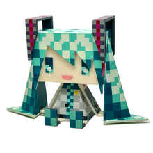 Cargar imagen en el visor de la galería, Vocaloid - Hatsune Miku - Doll - Graphig ++ - Checkered ver
