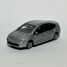 Cargar imagen en el visor de la galería, Toyota Prius - Diecast Mini Car - Silver

