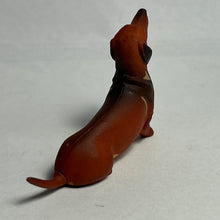 Cargar imagen en el visor de la galería, Dachshund - Trading Figure - Miniature - 67 P31B

