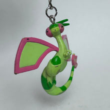 Cargar imagen en el visor de la galería, Pokémon - Flygon - Swing Mascot
