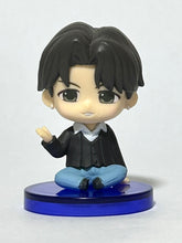 Cargar imagen en el visor de la galería, TinyTan - SUGA - Mini Figure - Suwarasetai - BTS
