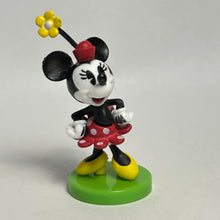 Cargar imagen en el visor de la galería, Disney - Minnie Mouse - Trading Figure - Choco Egg (35)

