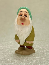 Cargar imagen en el visor de la galería, Snow White and the Seven Dwarfs - Sleepy - Disney Choco Party Part 1 - Trading Figure (008)
