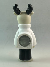 Cargar imagen en el visor de la galería, Daihatsu Motors - Kakukaku Shikajika - Magnet Figure
