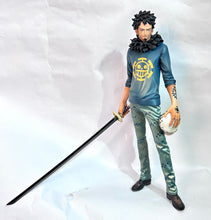 Cargar imagen en el visor de la galería, One Piece - Trafalgar Law - Master Stars Piece
