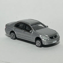 Cargar imagen en el visor de la galería, Toyota Crown - Diecast Mini Car - Silver
