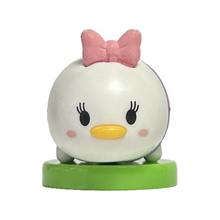 Cargar imagen en el visor de la galería, Disney Tsum Tsum - Daisy Duck - Trading Figure - Choco Egg (60)
