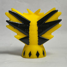 Cargar imagen en el visor de la galería, Pokémon - Thunder / Zapdos - Finger Puppet (AG)
