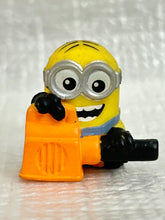 Load image into Gallery viewer, Despicable Me - Mineez Minion Collection Set (12 Pcs)
