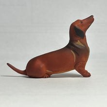 Cargar imagen en el visor de la galería, Dachshund - Trading Figure - Miniature - 67 P31B

