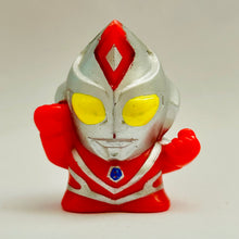 Cargar imagen en el visor de la galería, Ultraman Dyna (Strong Type) - Finger Puppet - SD Figure
