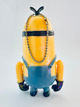Load image into Gallery viewer, Despicable Me - Tim - Keychain Mascot

