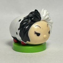 Cargar imagen en el visor de la galería, Disney Tsum Tsum - Cruella de Vil - Trading Figure - Choco Egg (80)

