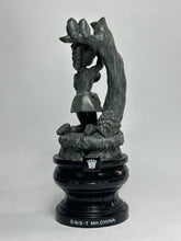 Cargar imagen en el visor de la galería, Dragon Ball - Bulma - Chess Piece - Queen
