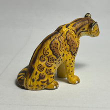 Load image into Gallery viewer, Iriomote Cat - Trading Figure - Miniature (Secret 2)
