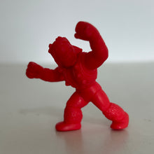 Cargar imagen en el visor de la galería, Kinnikuman - Big the Budo x Neptune Man - Eraser Figure - Keshi (Red)
