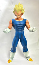 Cargar imagen en el visor de la galería, Dragon Ball Z - Vegeta SSJ - Master Stars Piece Figure - MSP
