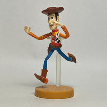 Cargar imagen en el visor de la galería, Toy Story 2 - Woody - Trading Figure - Choco Egg (1)
