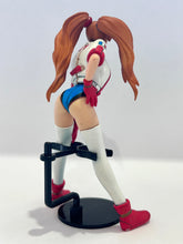 Cargar imagen en el visor de la galería, Numan Athletics - Sharon - Trading Figure - SR - Secret ver.
