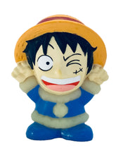 Cargar imagen en el visor de la galería, One Piece - Luffy, Zoro, Usopp, Robin &amp; Chopper - Soft Vinyl Mini Figure
