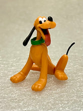 Cargar imagen en el visor de la galería, Disney Chacacters - Pluto - Disney Choco Party Part 1 - Trading Figure (002)
