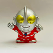 Cargar imagen en el visor de la galería, Ultraman (A Type) - Finger Puppet - SD Figure
